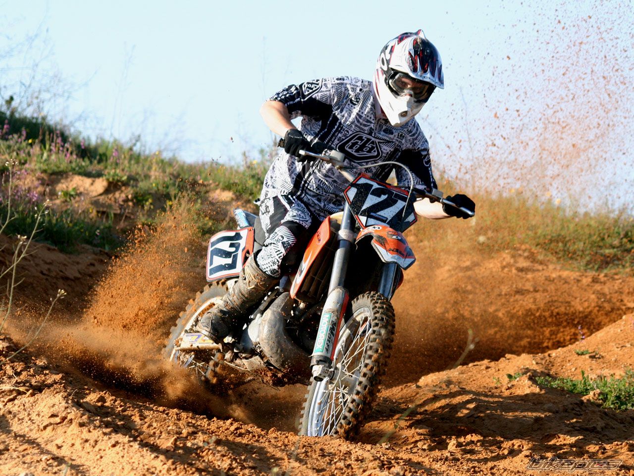 Bike Photo 1627095