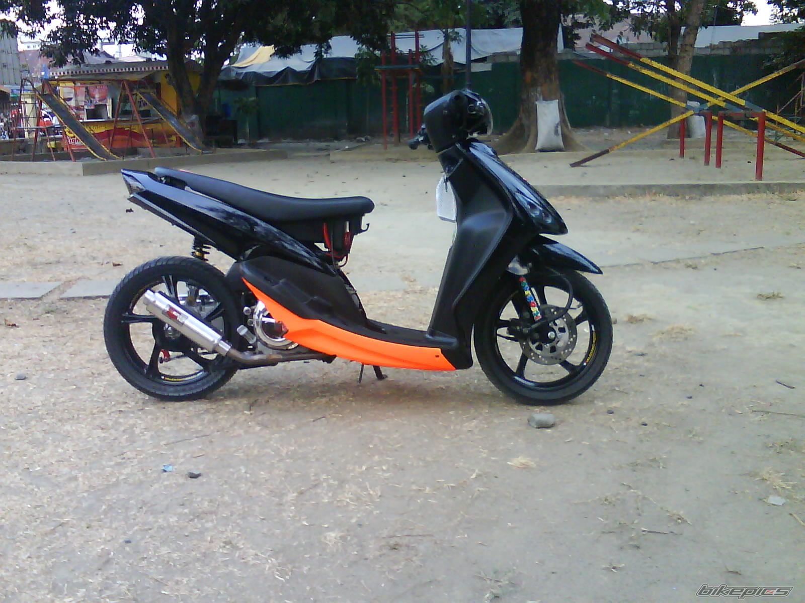 Photo 1627187