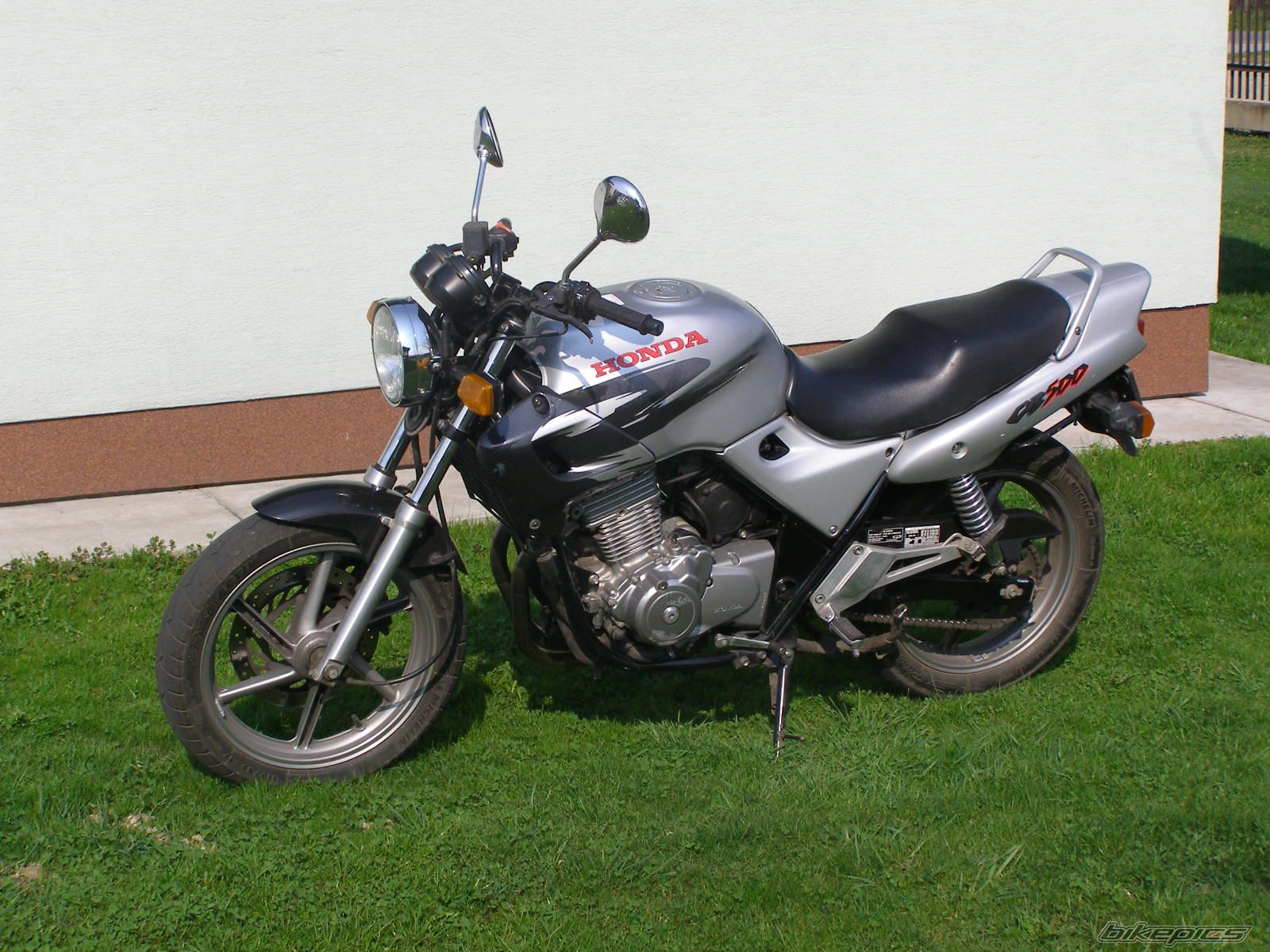 Photo 1627237