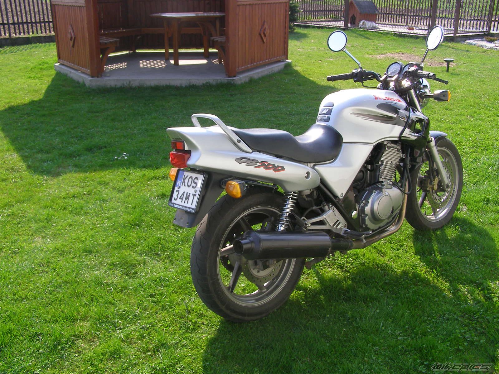Photo 1627240