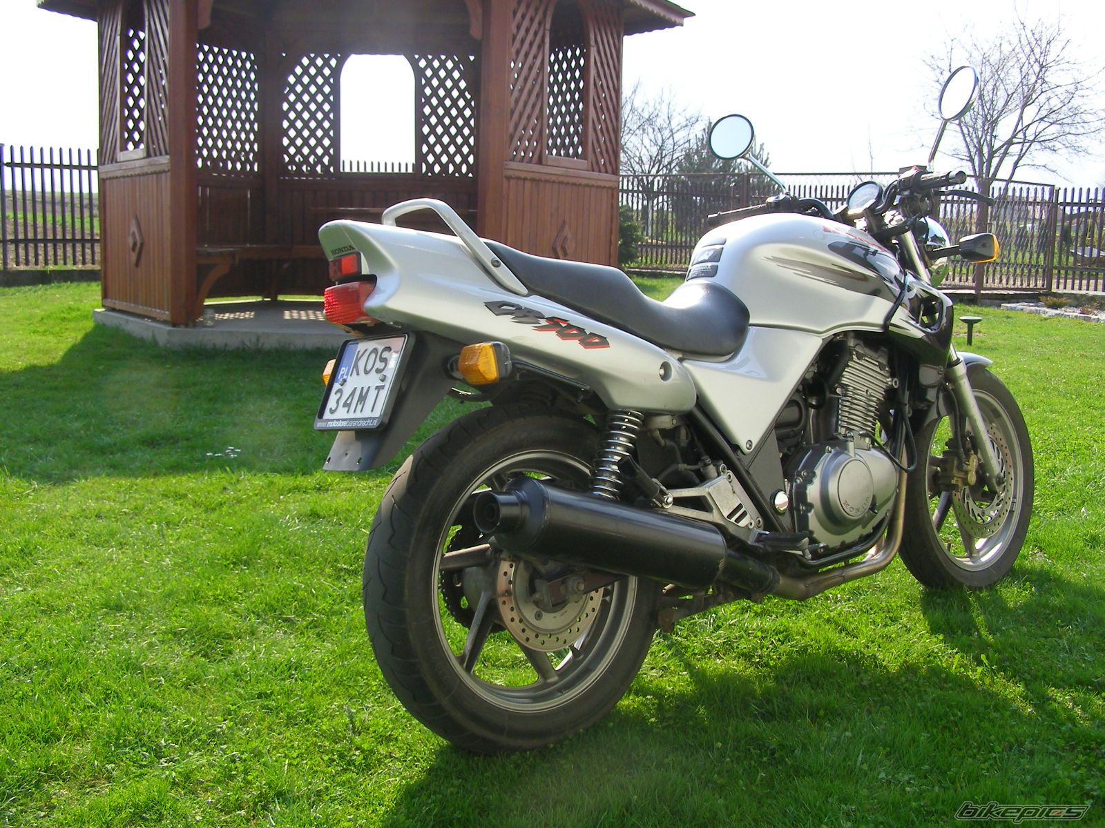 Photo 1627241