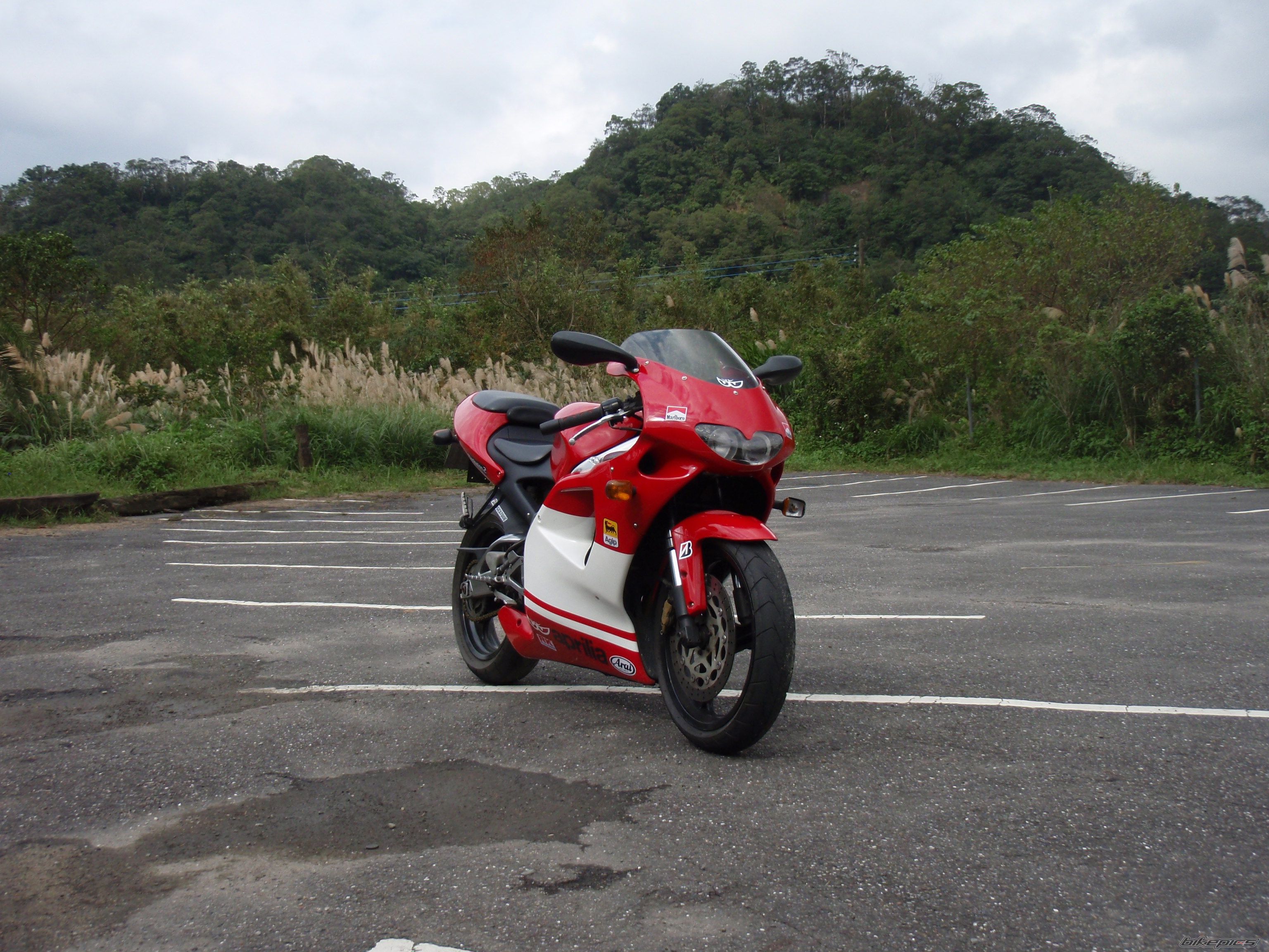 Photo 1627252