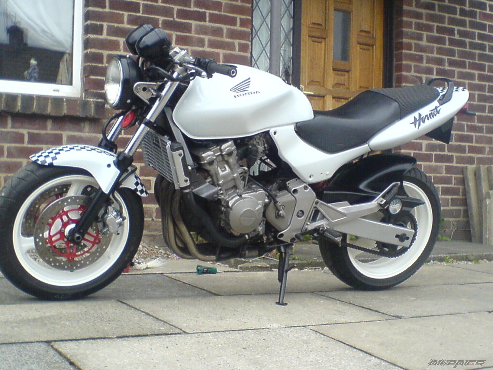 Photo 1627465