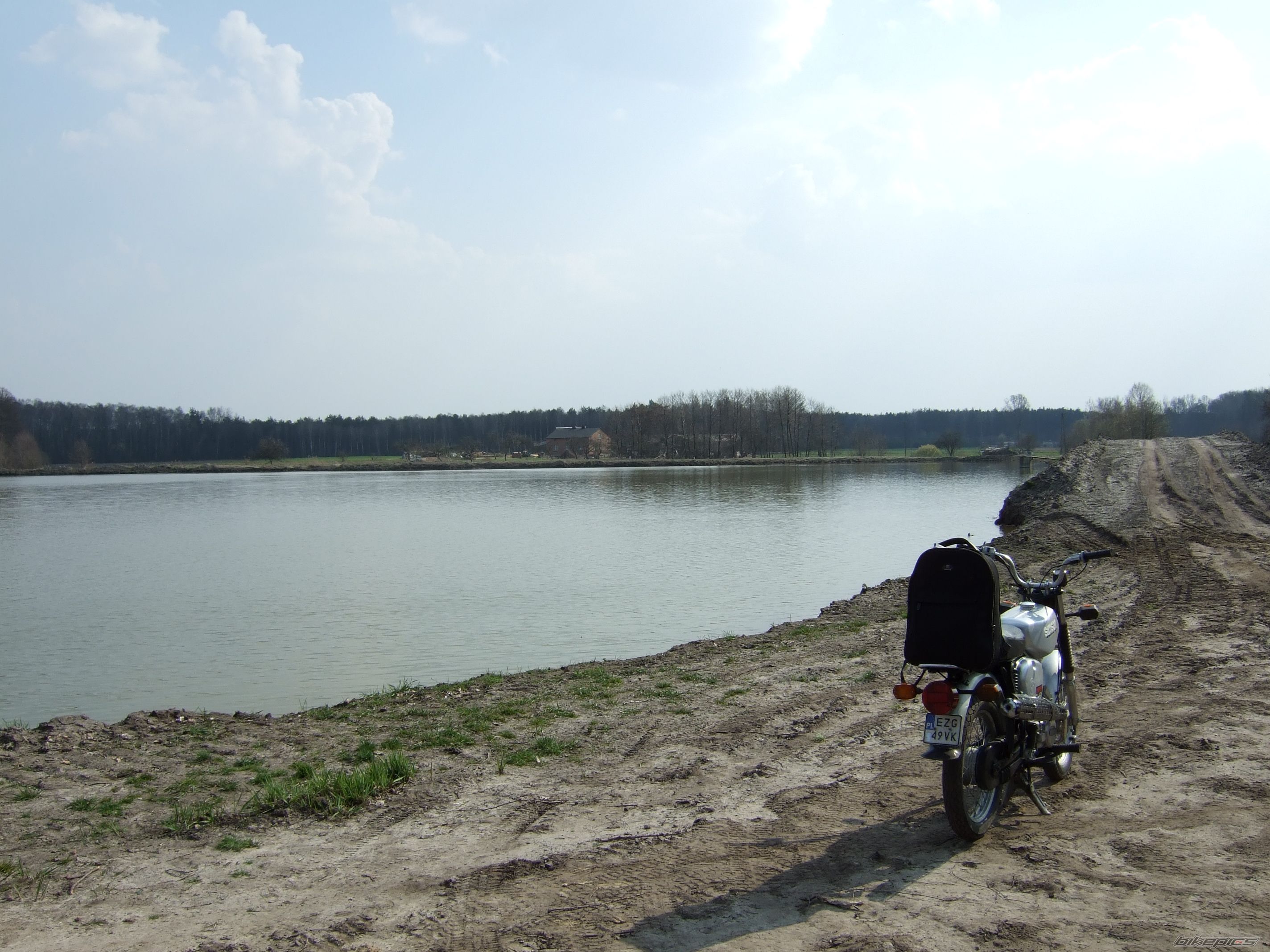 Photo 1627526