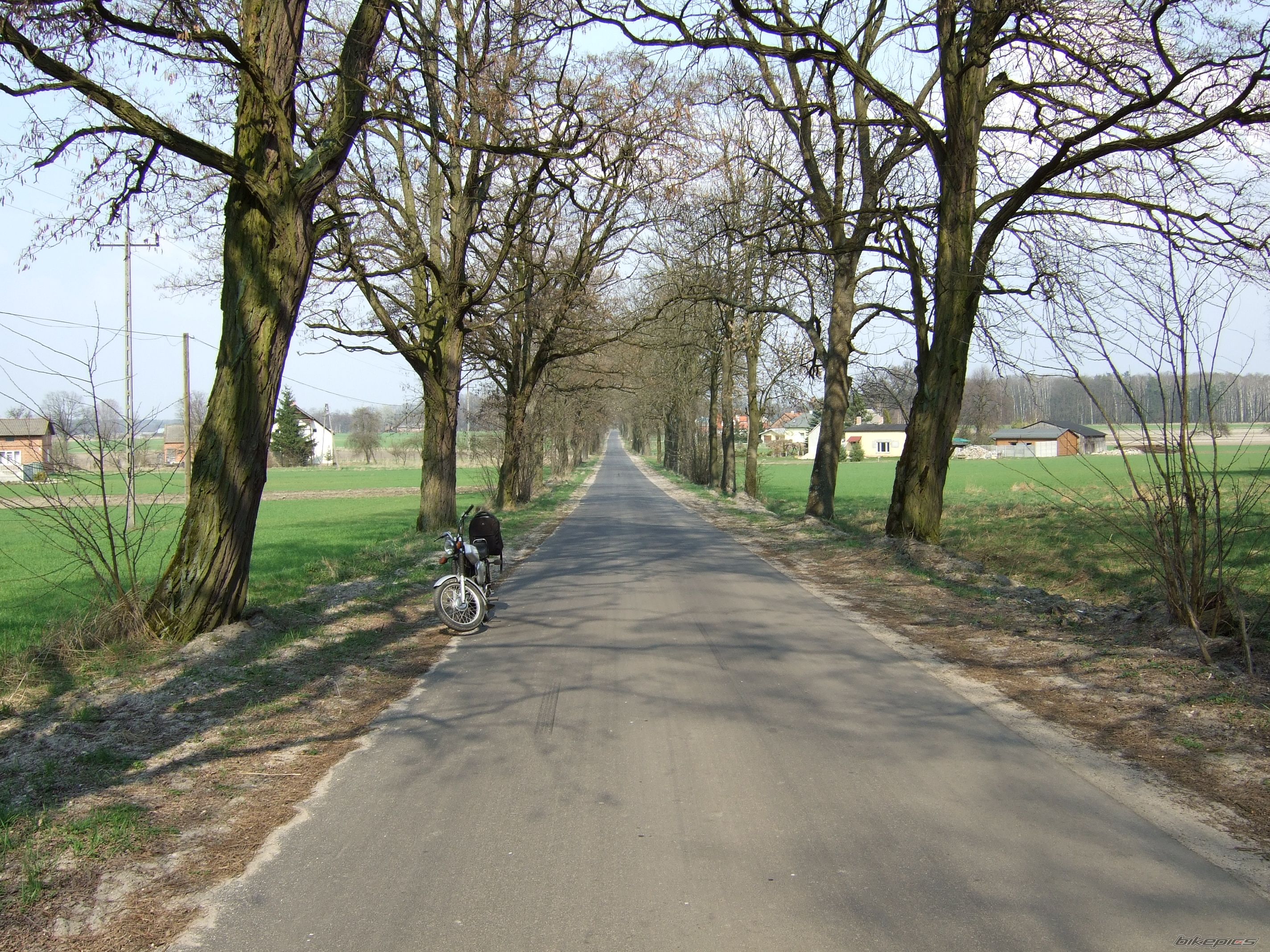 Photo 1627548