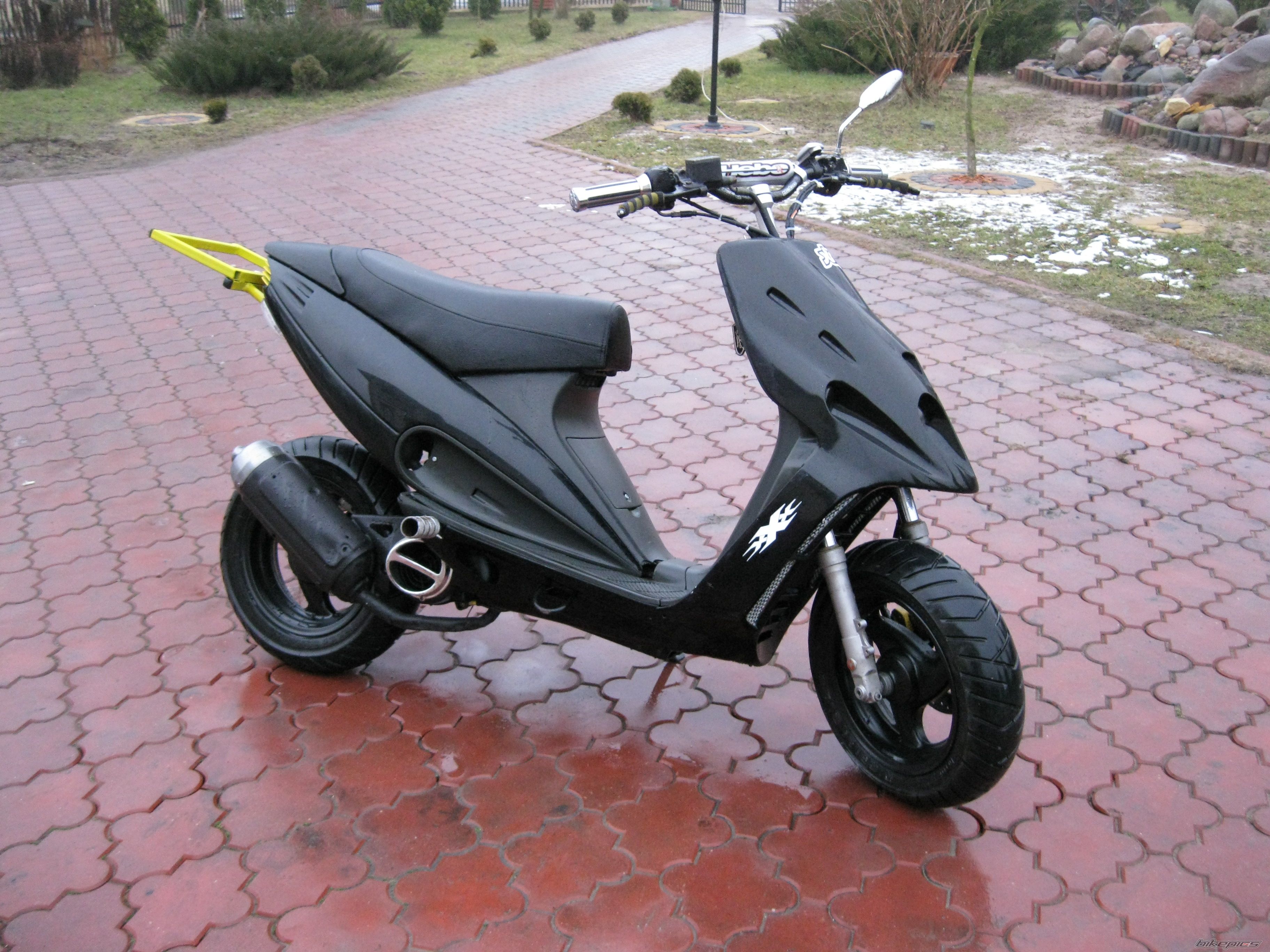 Photo 1627649