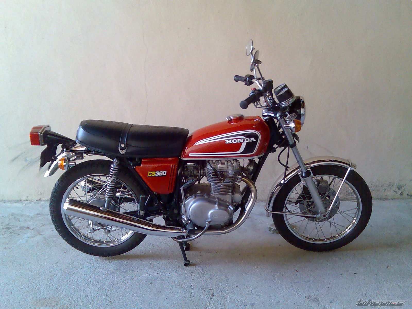 Photo 1627703