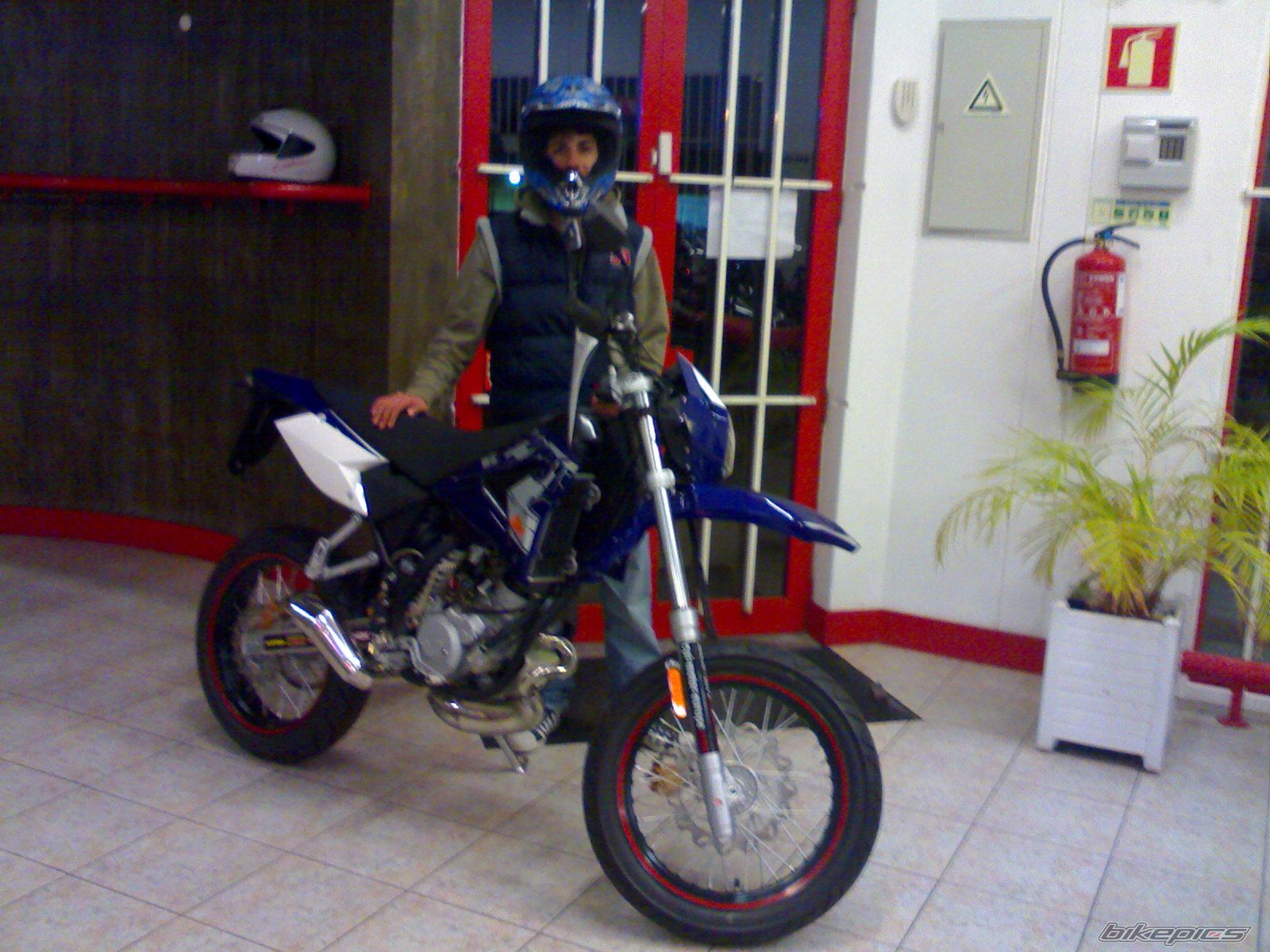 Photo 1627765
