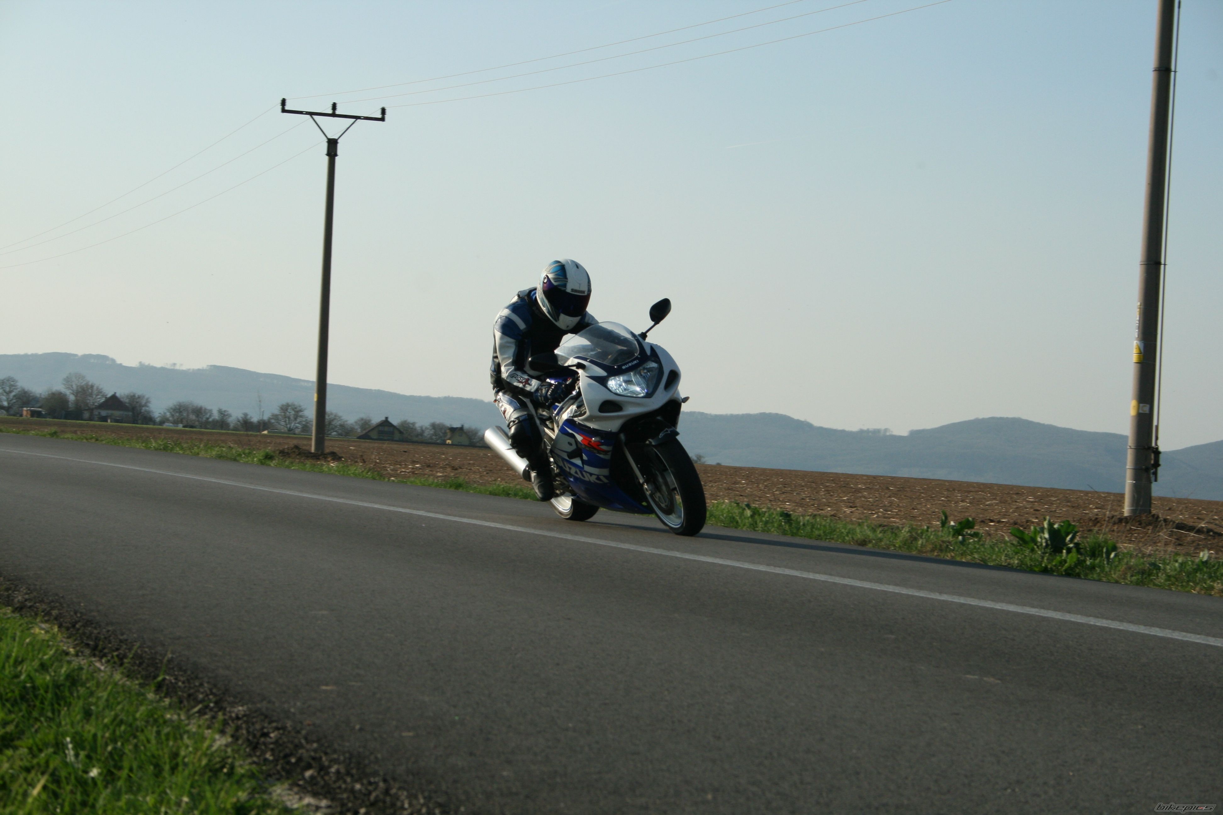 Photo 1627966