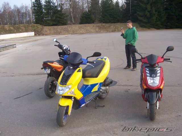 Photo 1627997