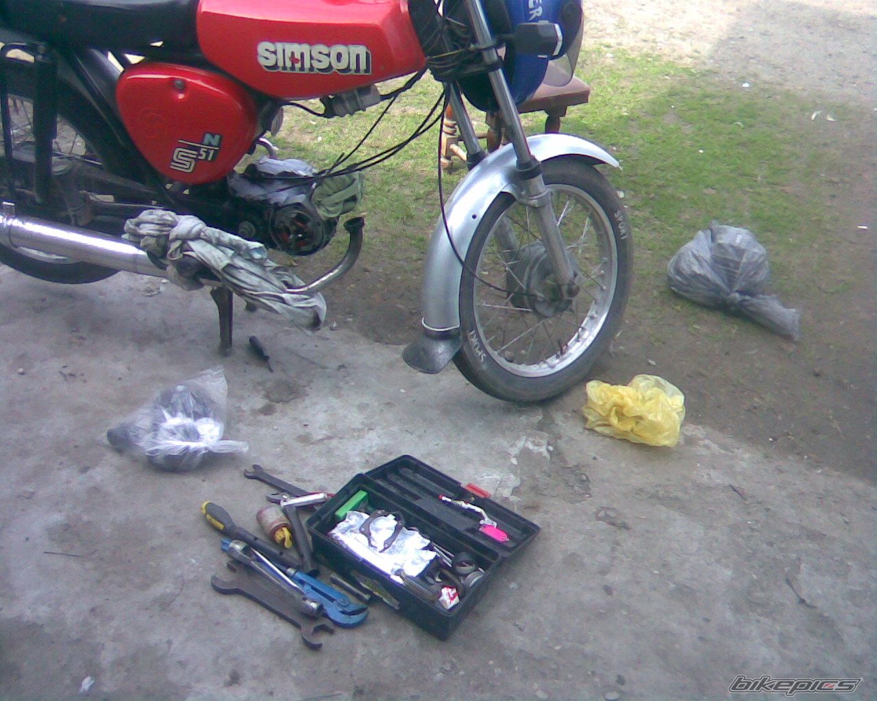 Photo 1628200
