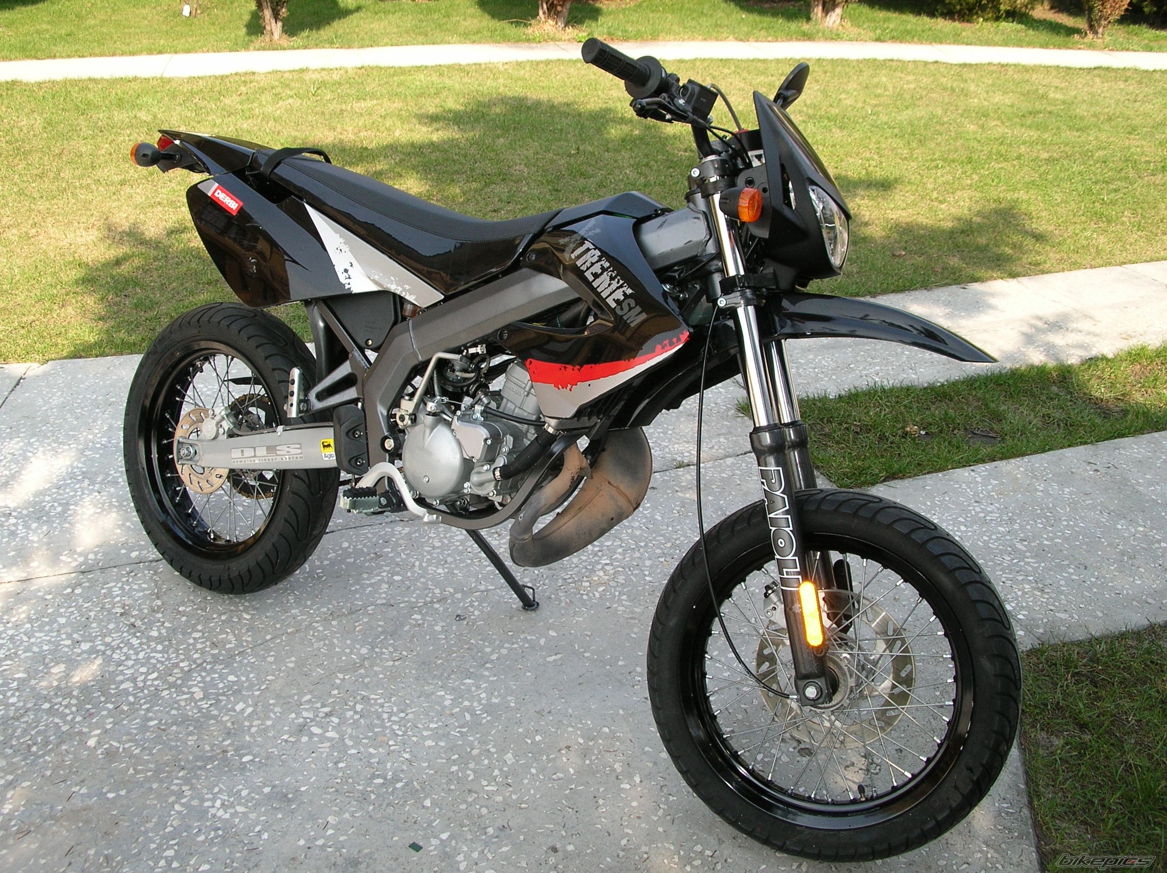 Photo 1628337