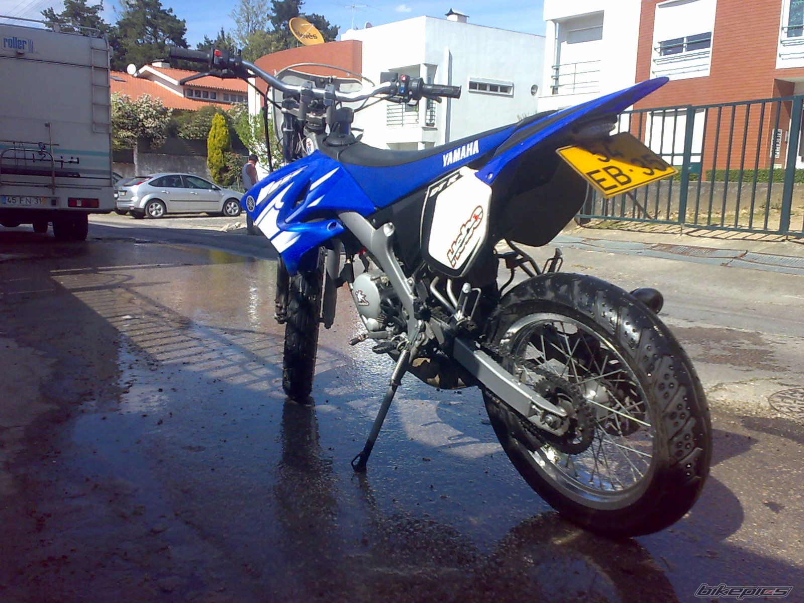 Photo 1628342