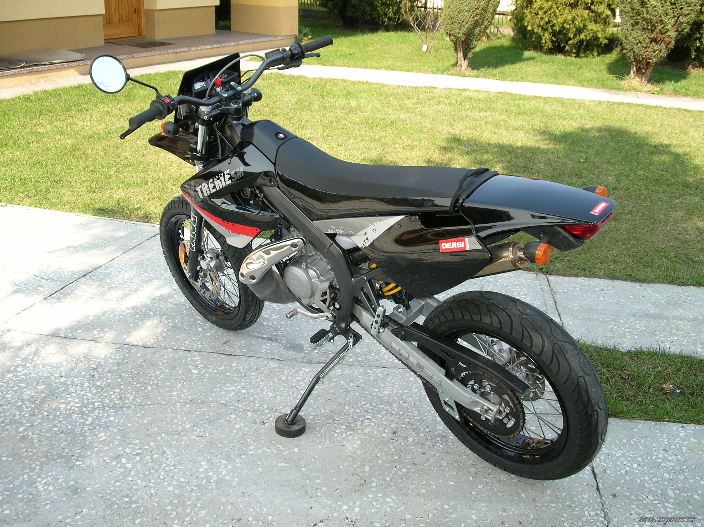 Photo 1628371
