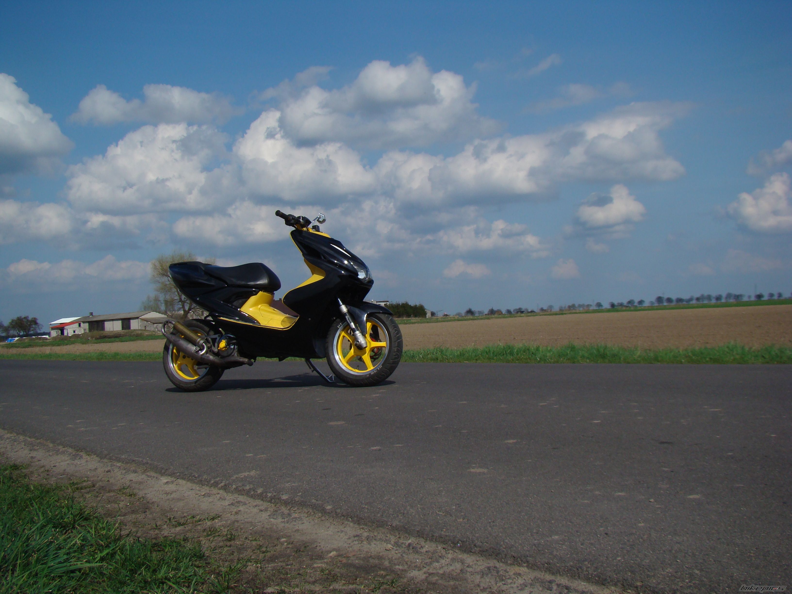 Bike Photo 1628390