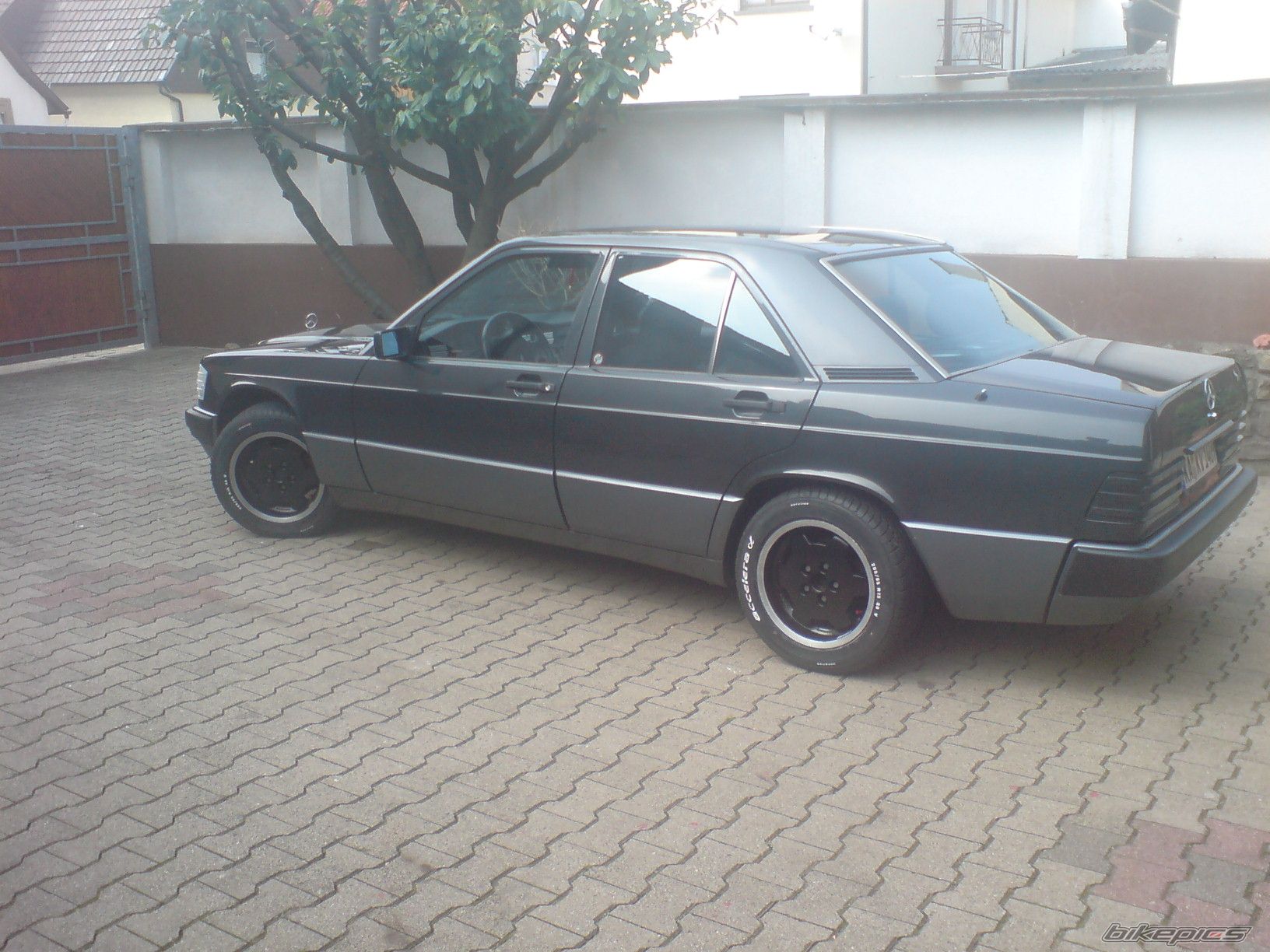 Photo 1628394