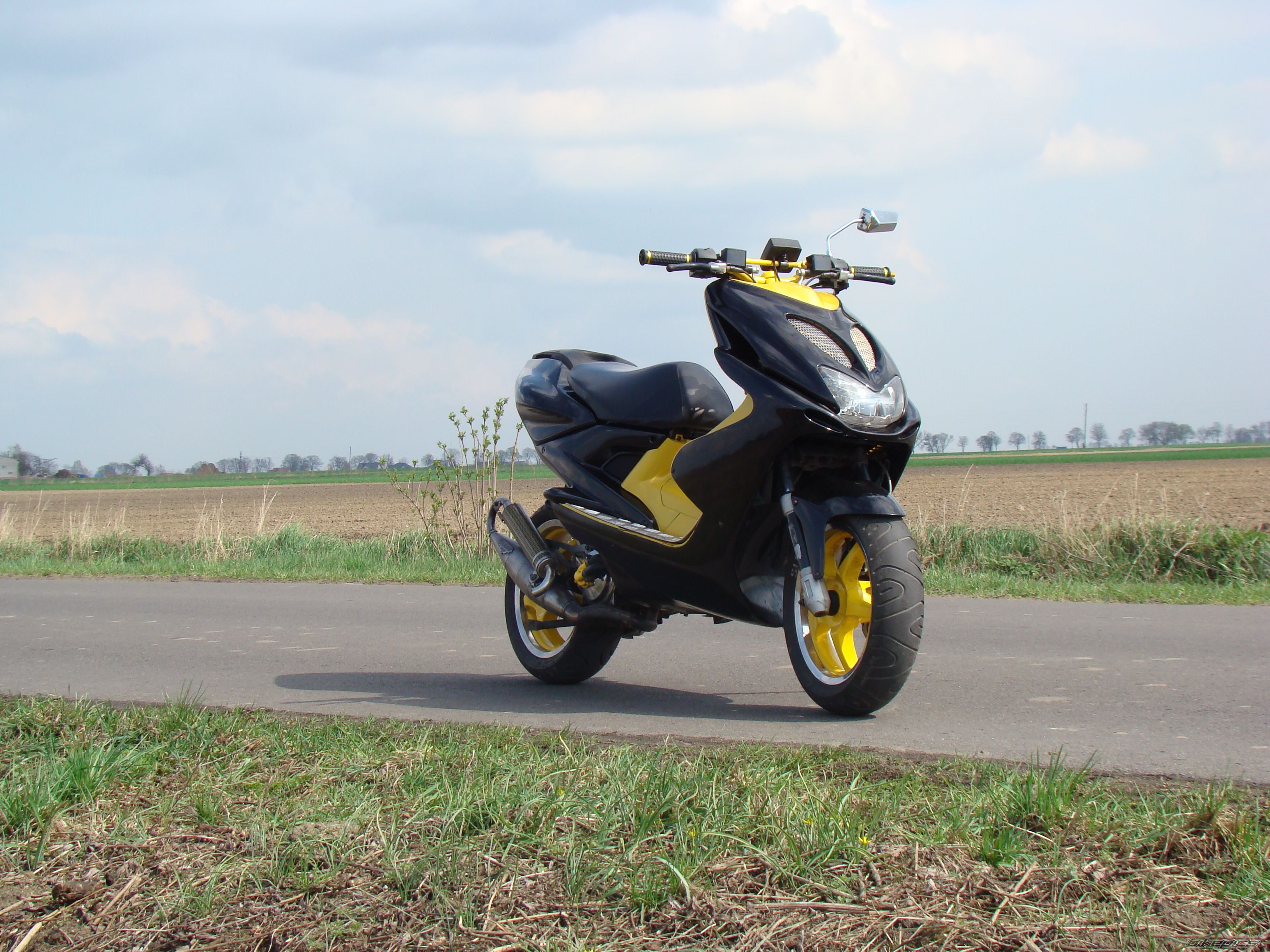 Bike Photo 1628406