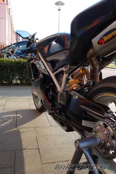 Photo 1628449