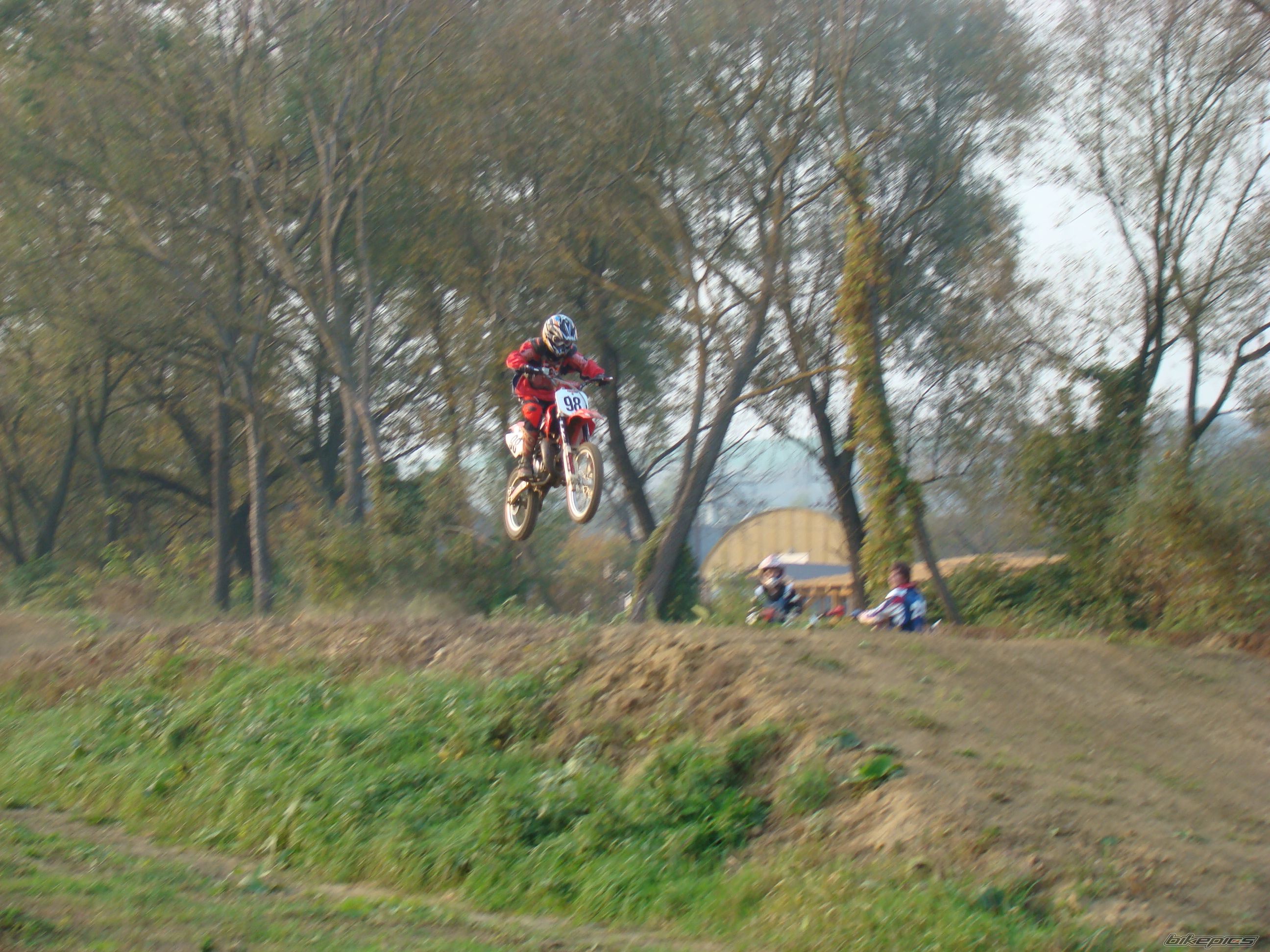 Photo 1628472
