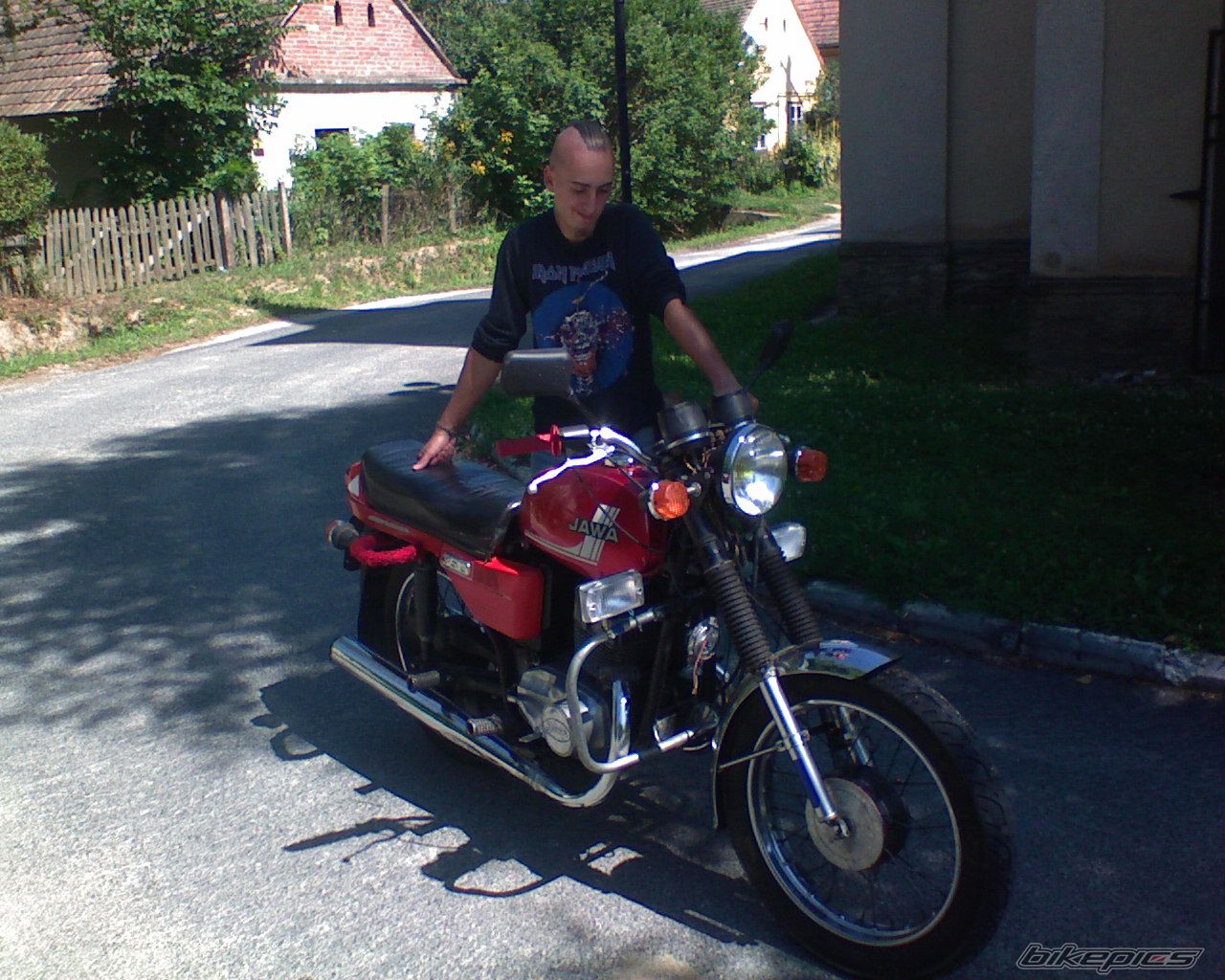 Photo 1628529