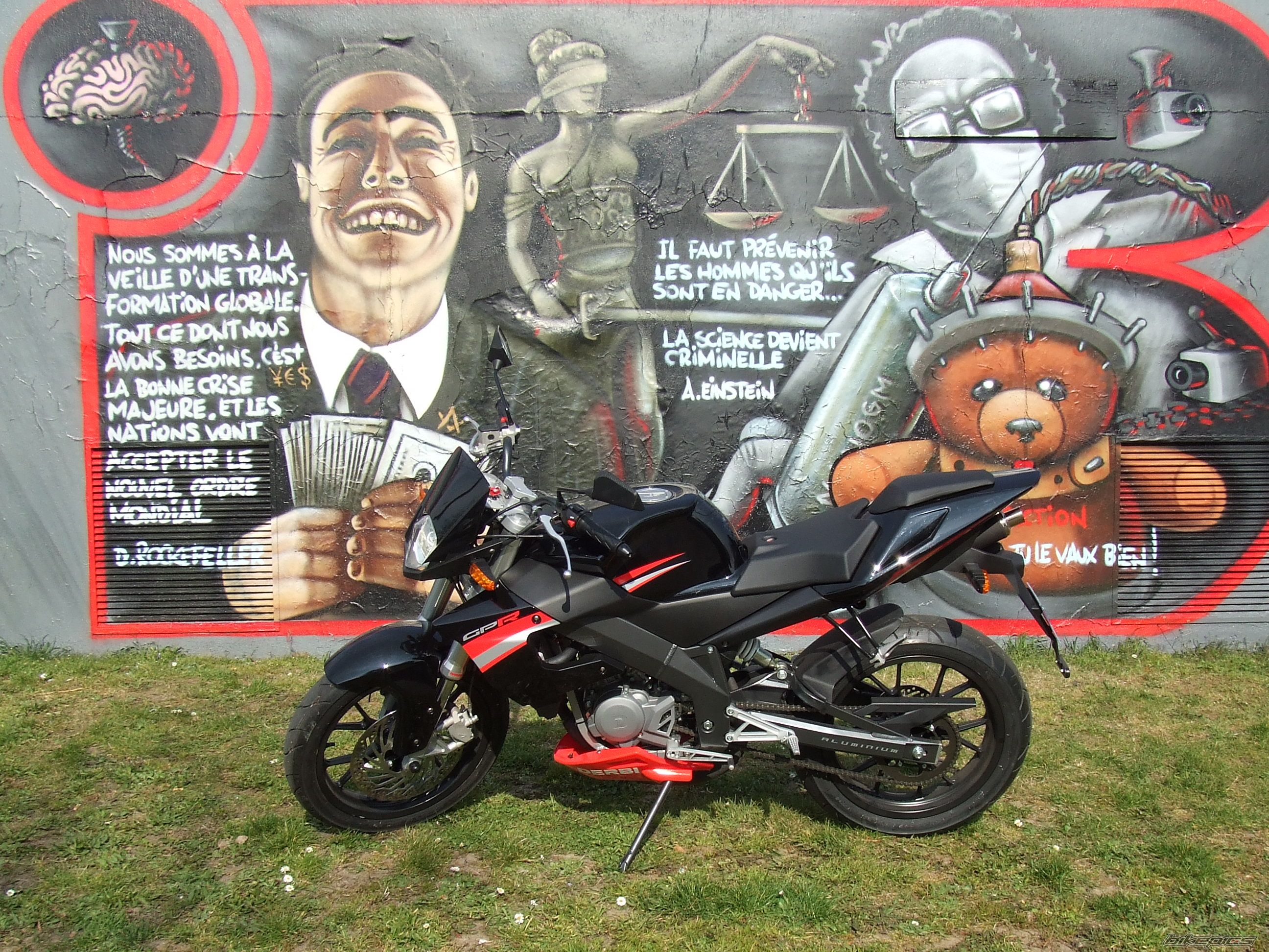 Photo 1628534
