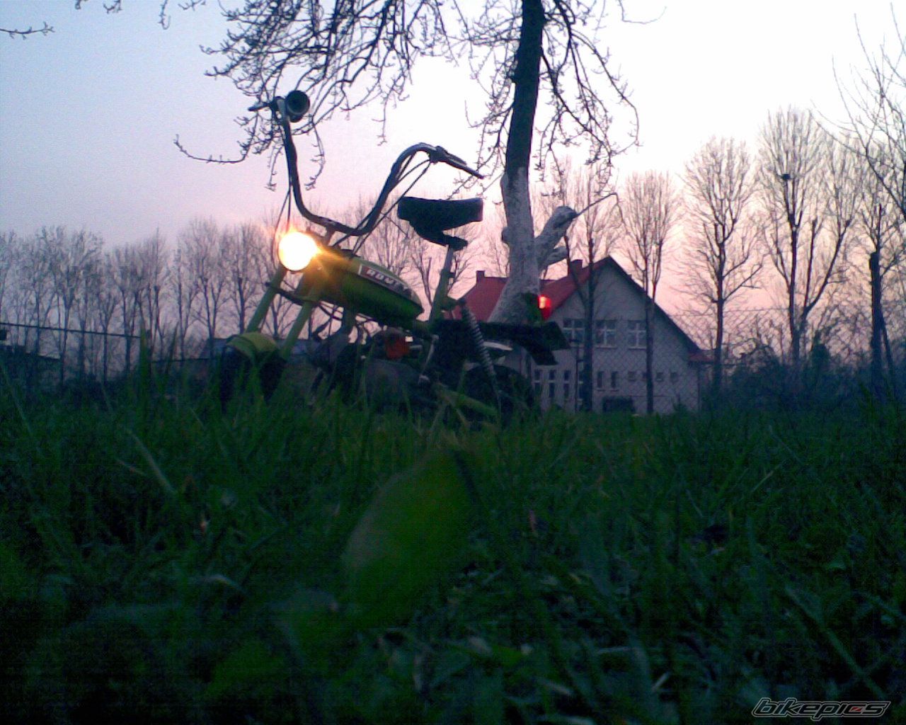 Photo 1628542