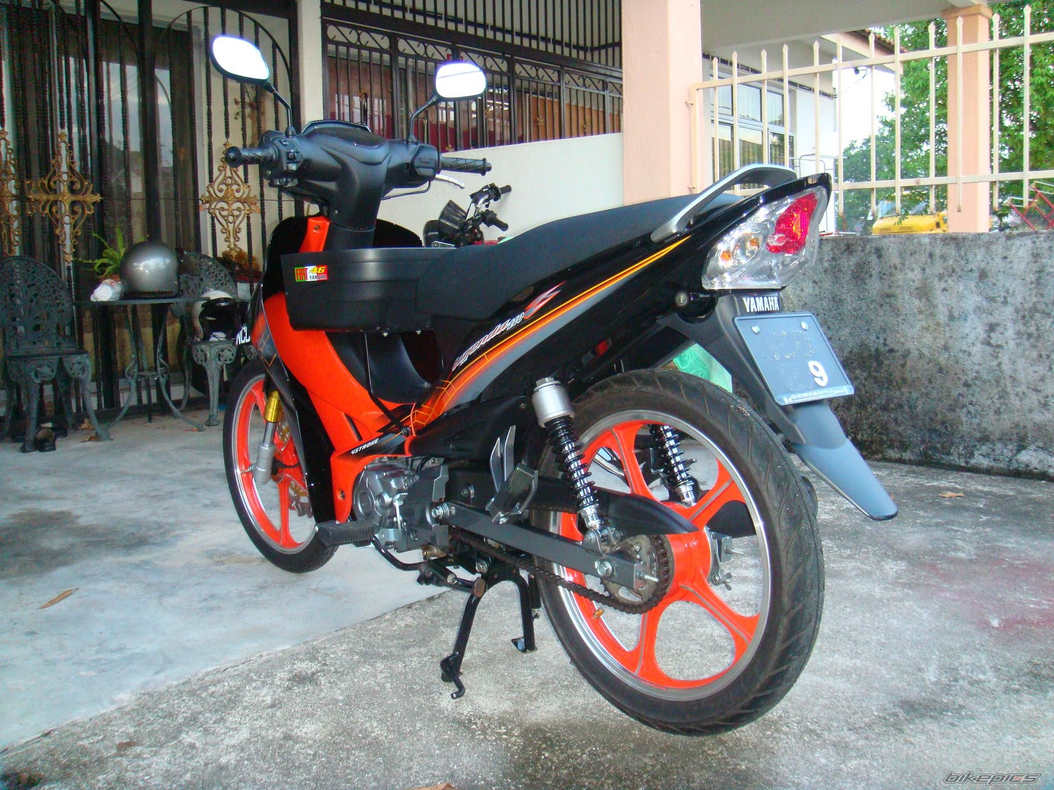 Photo 1628550