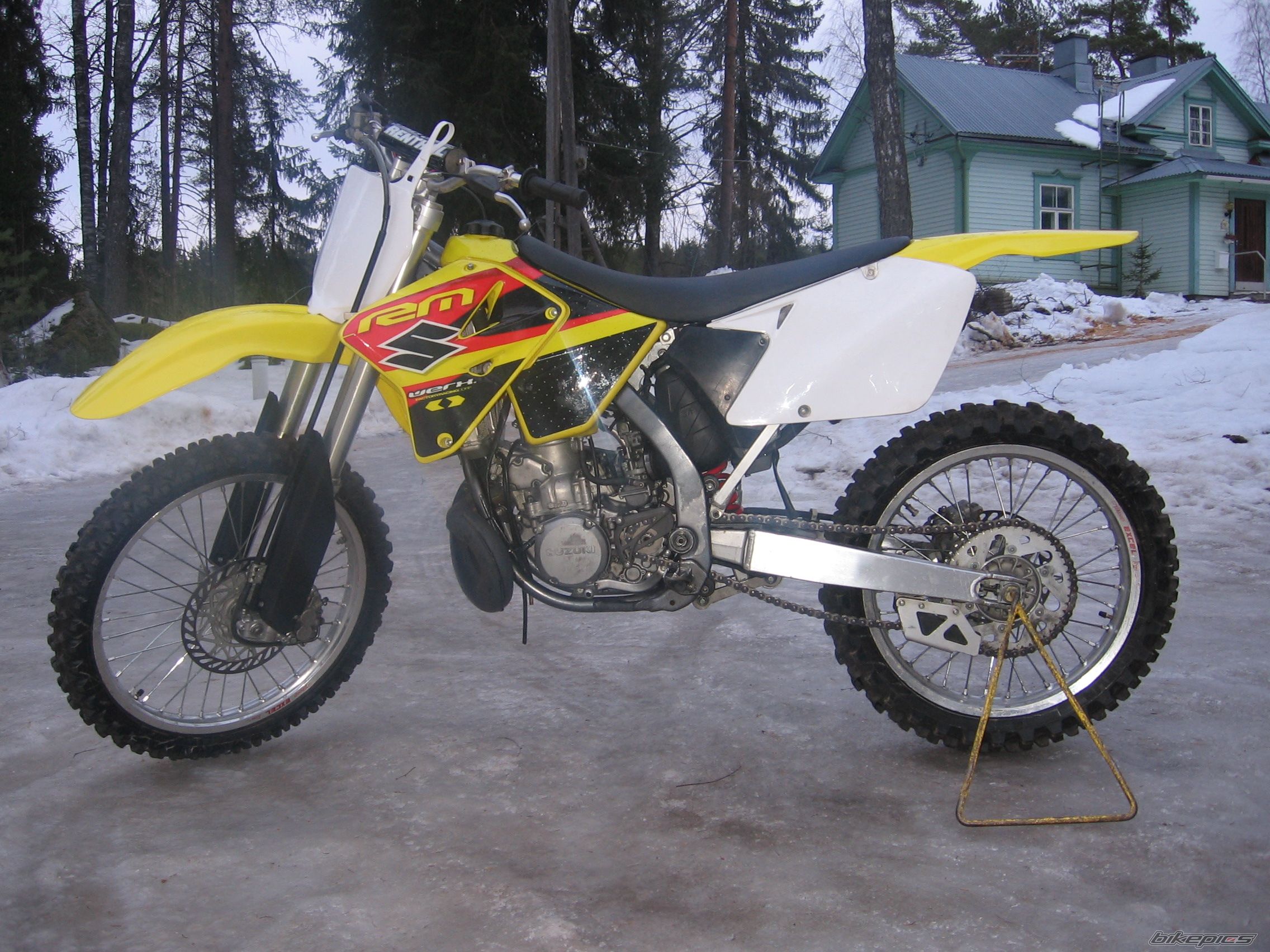 Photo 1628553