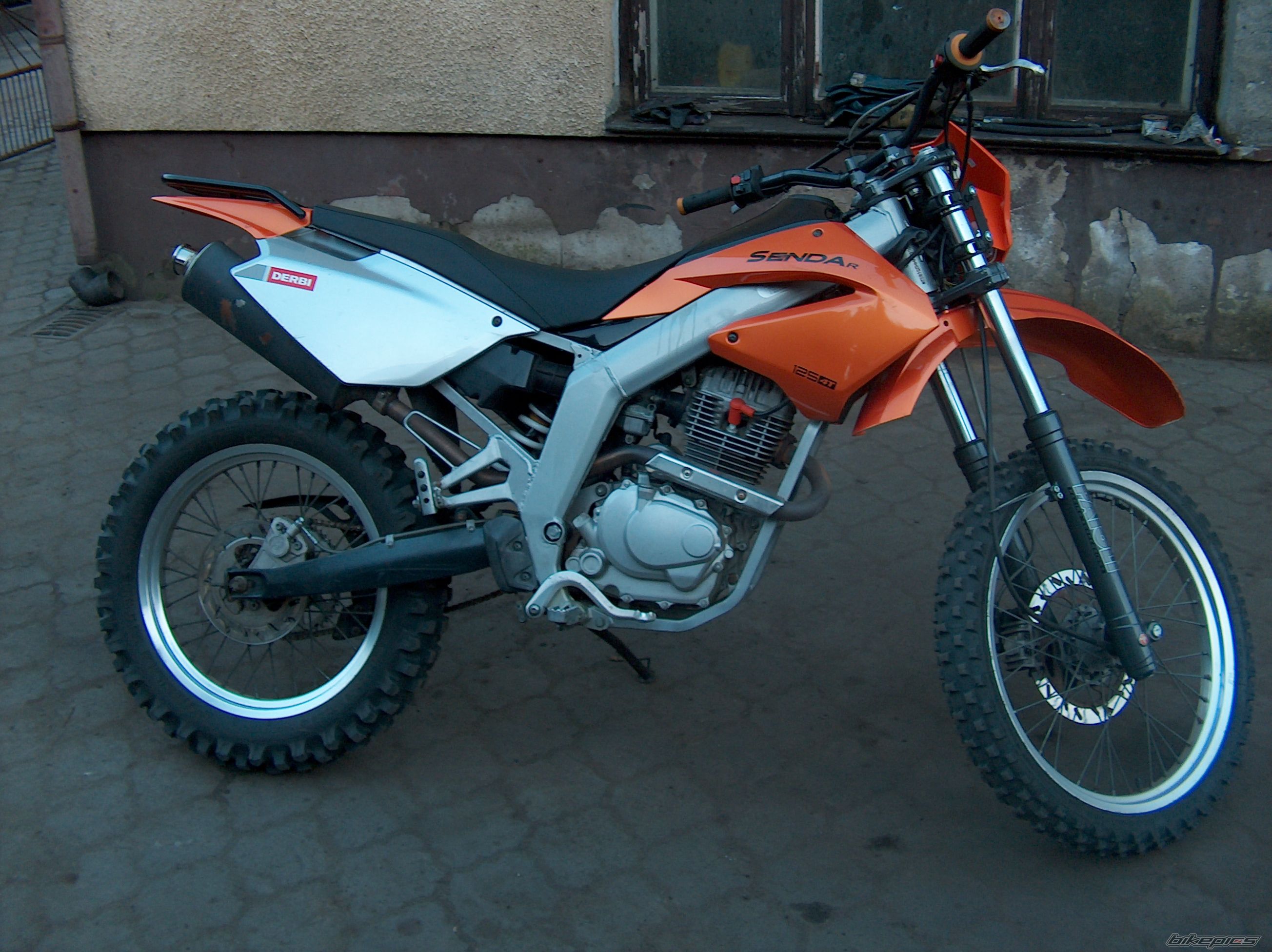 Photo 1628675