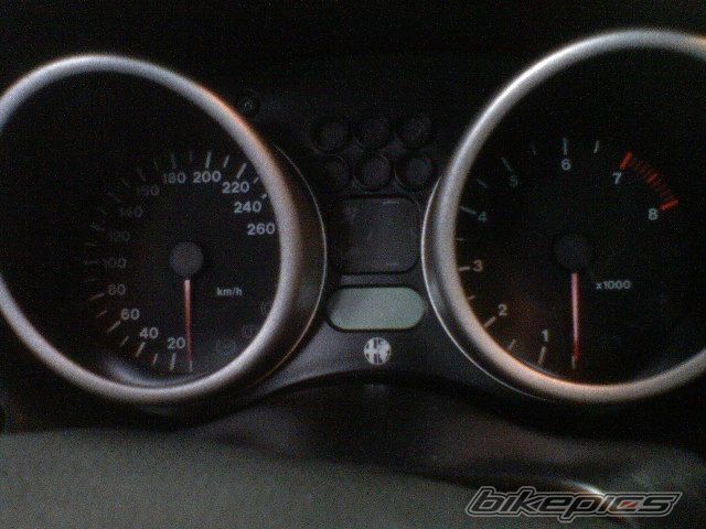 Photo 1628696