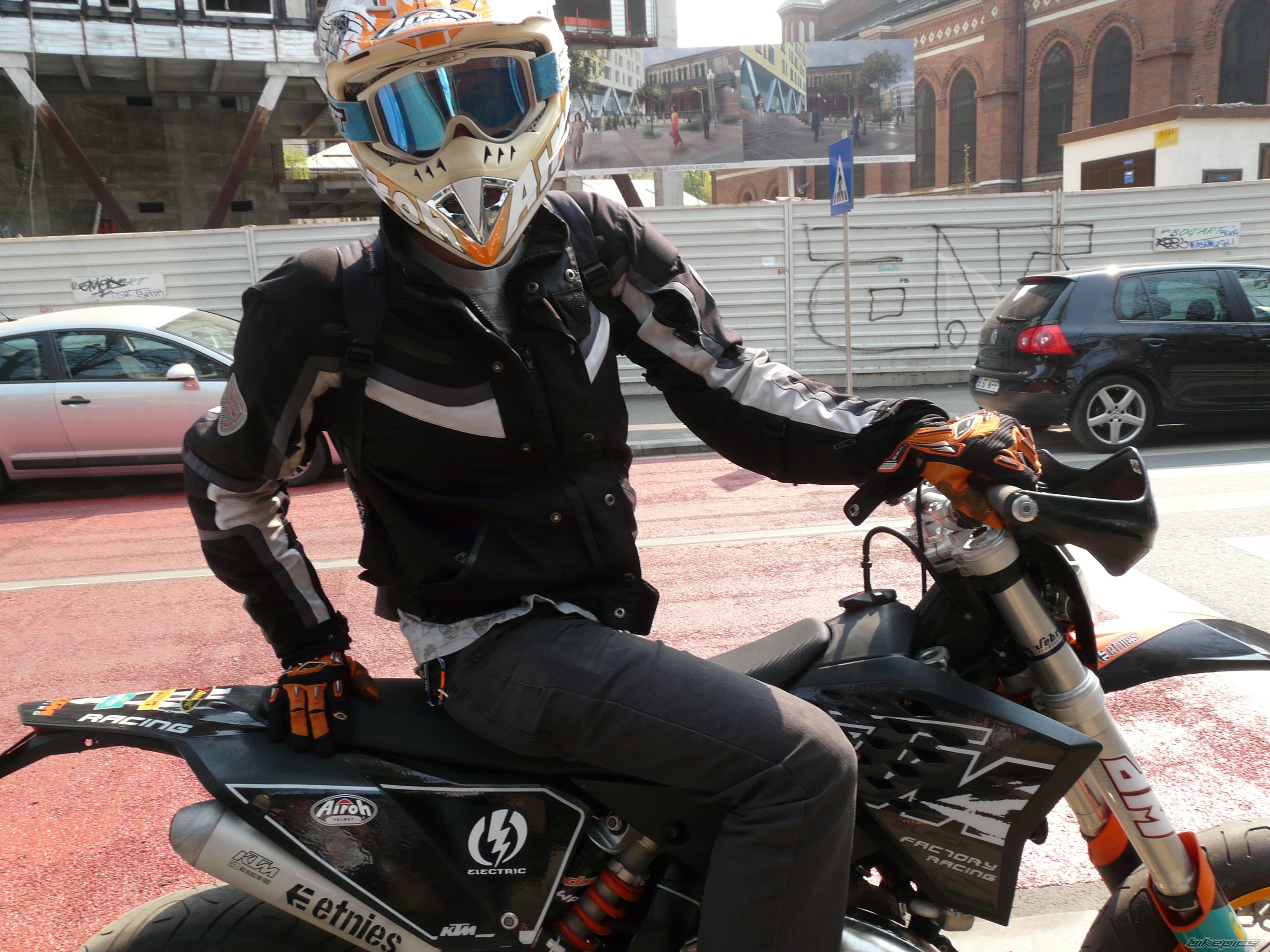 Bike Photo 1628706