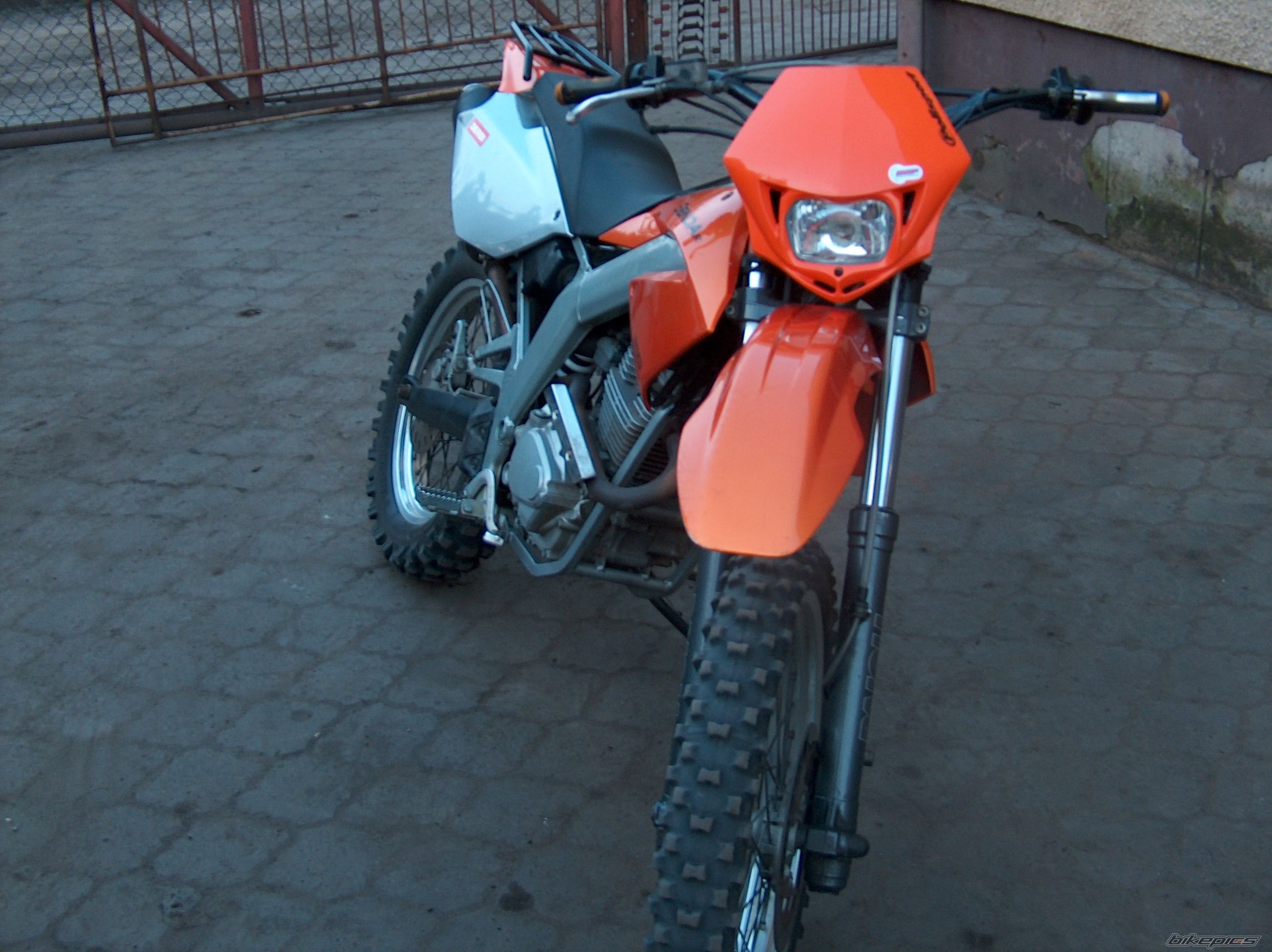 Bike Photo 1628714