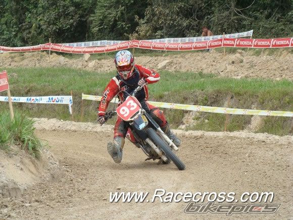 Photo 1628749