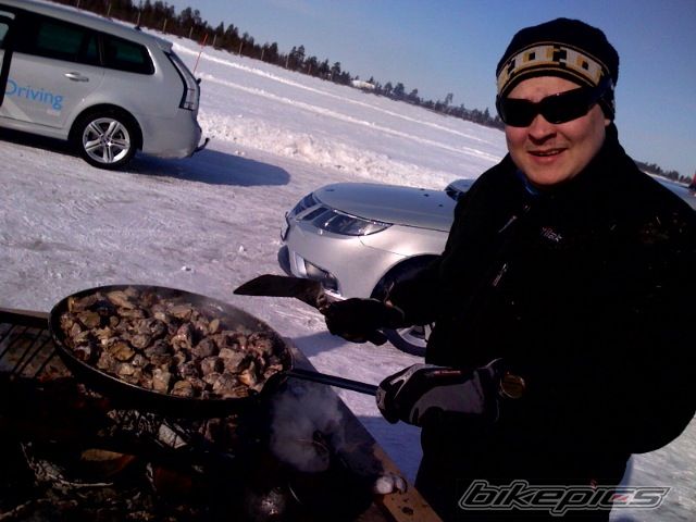 Photo 1628862