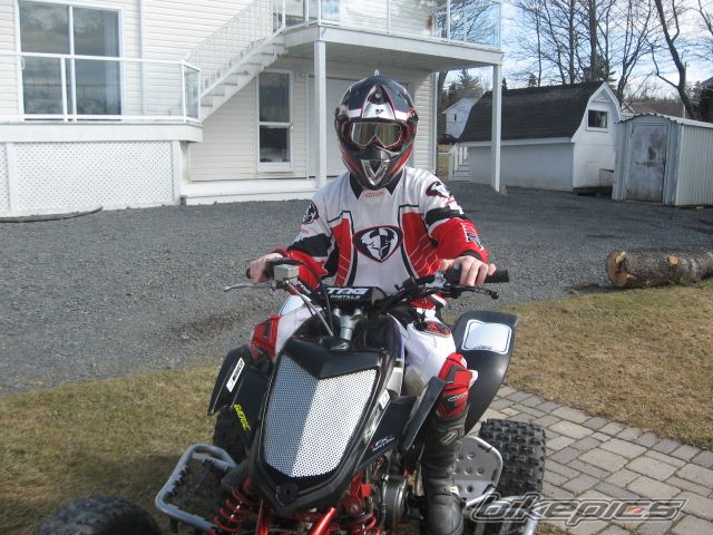 Photo 1628863