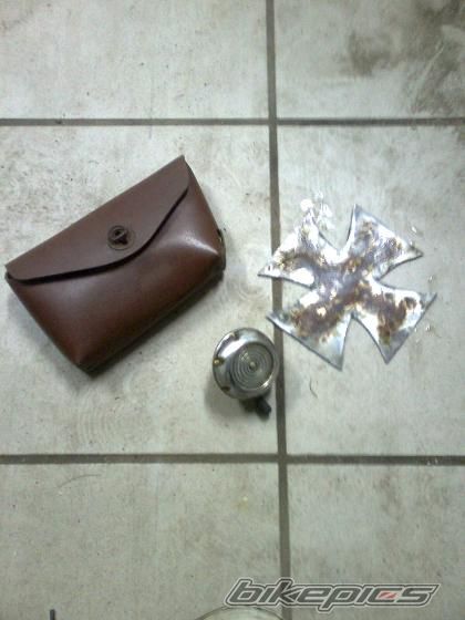 Photo 1629174