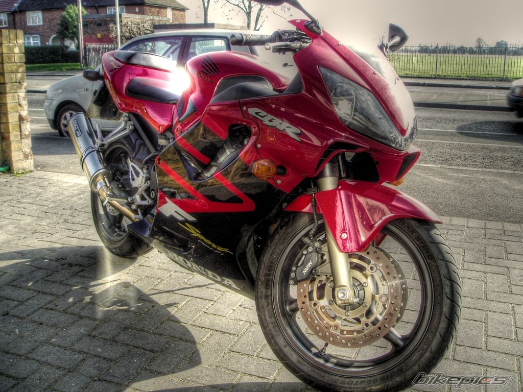 Photo 1629305