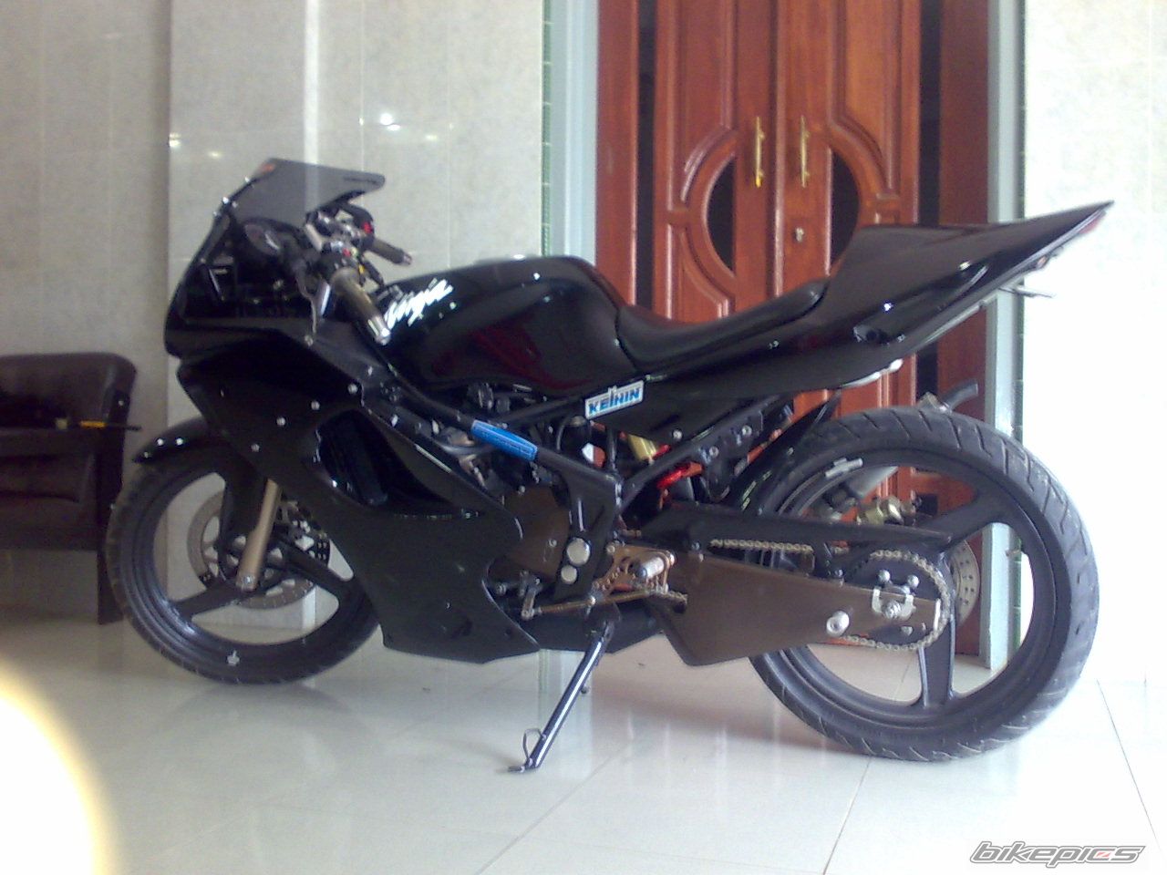 Photo 1629309