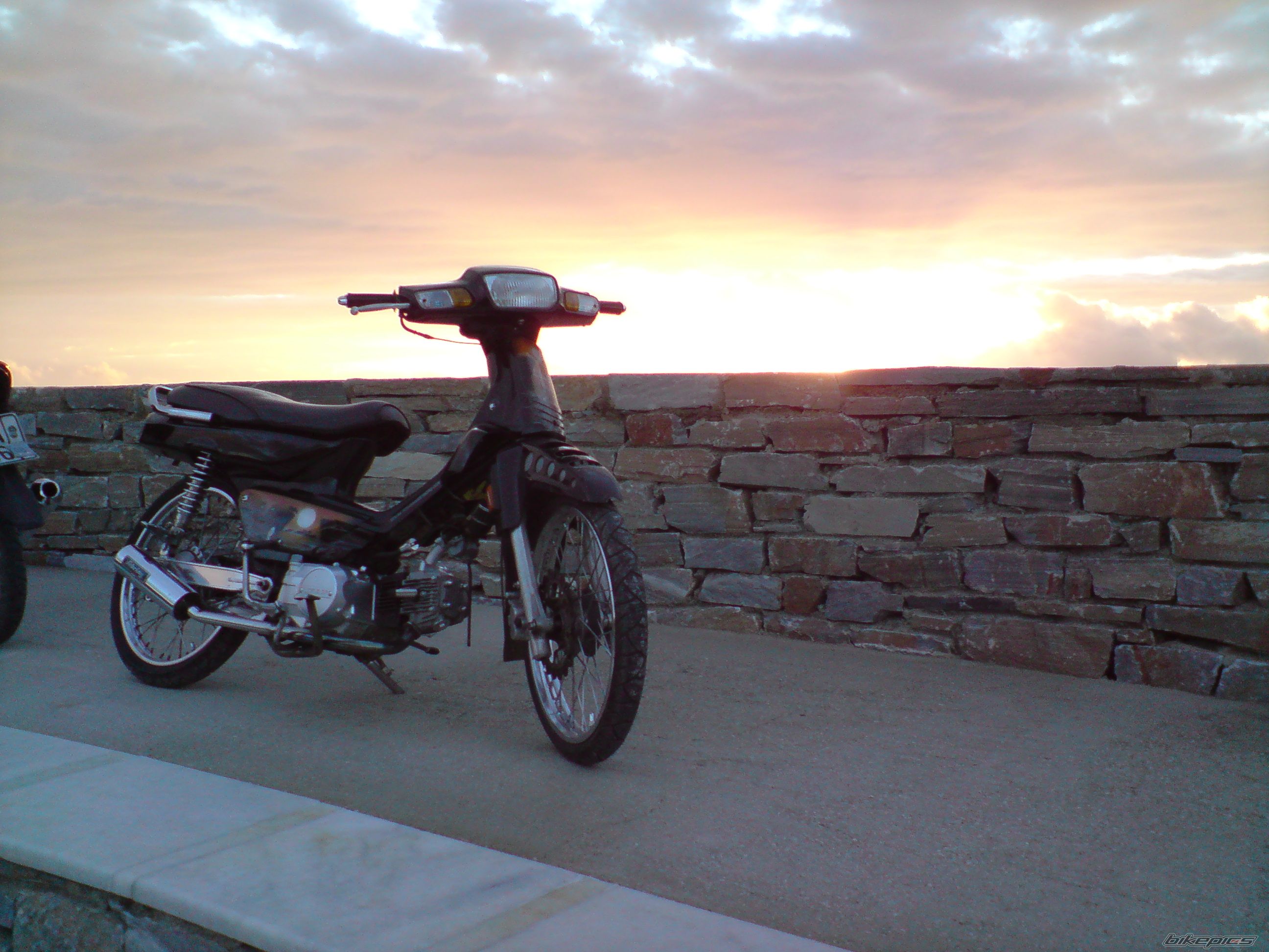 Photo 1629343
