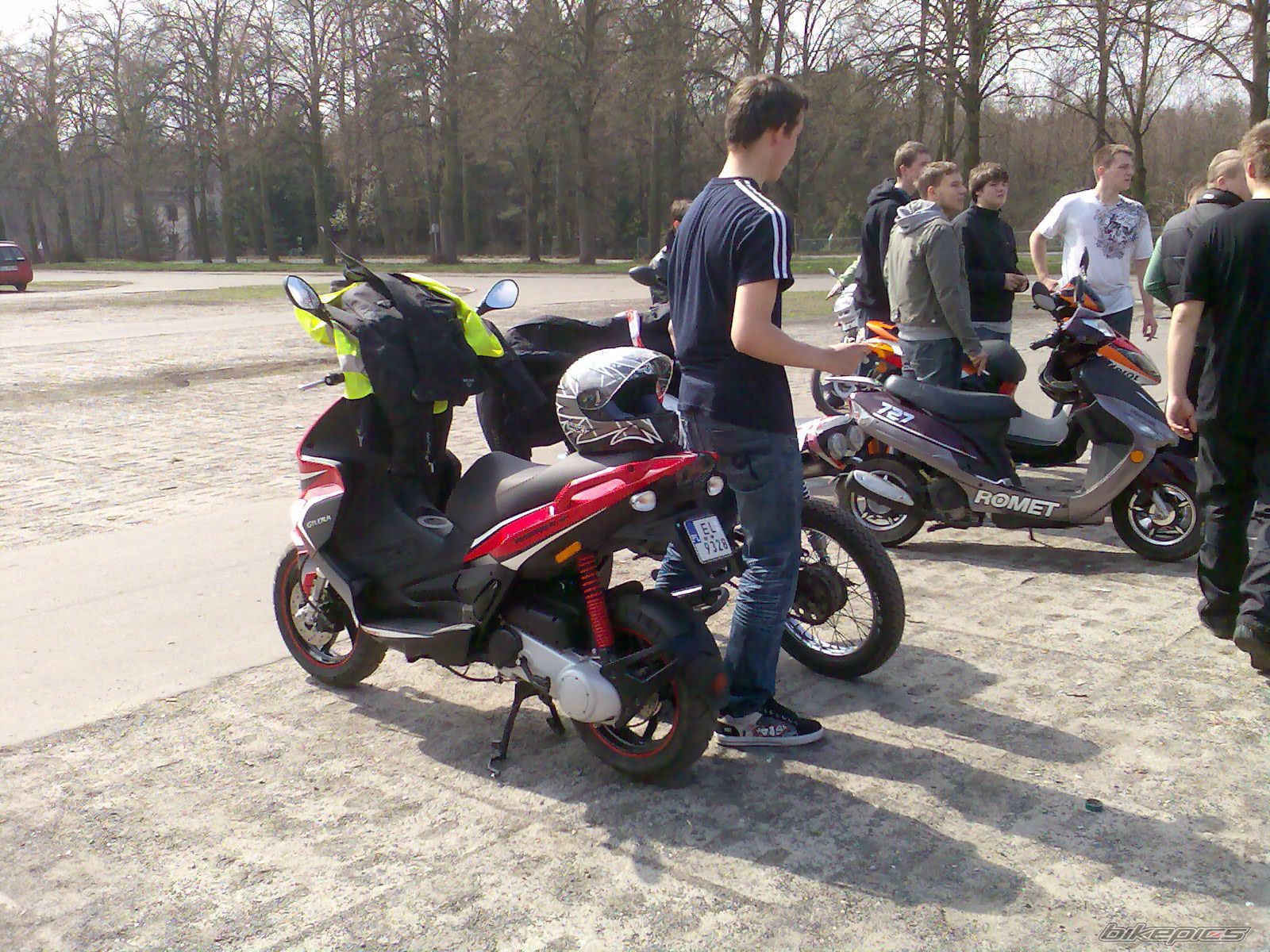 Photo 1629369