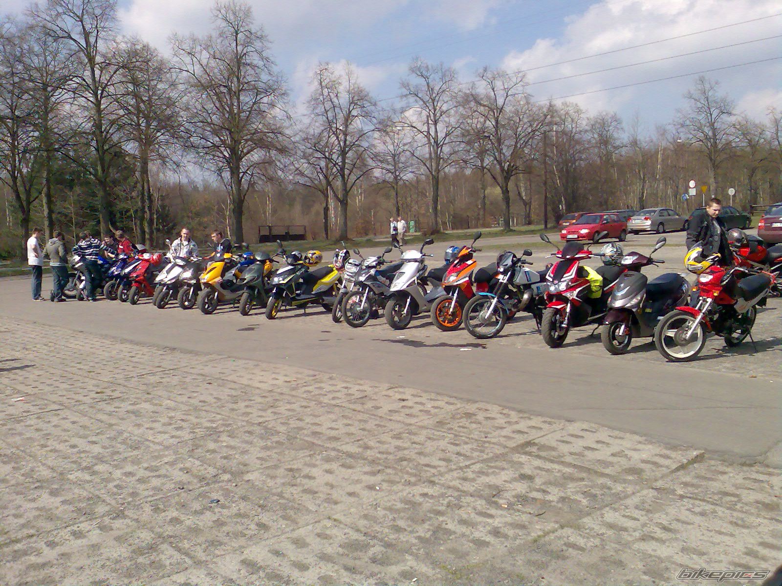 Photo 1629374