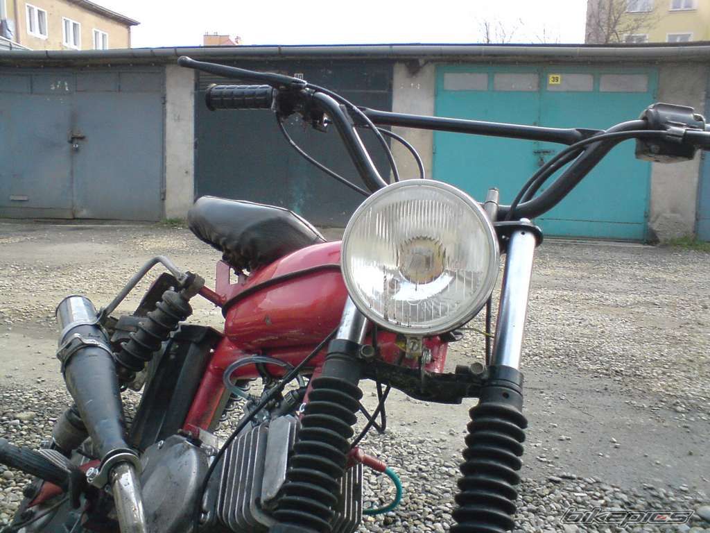 Photo 1629453