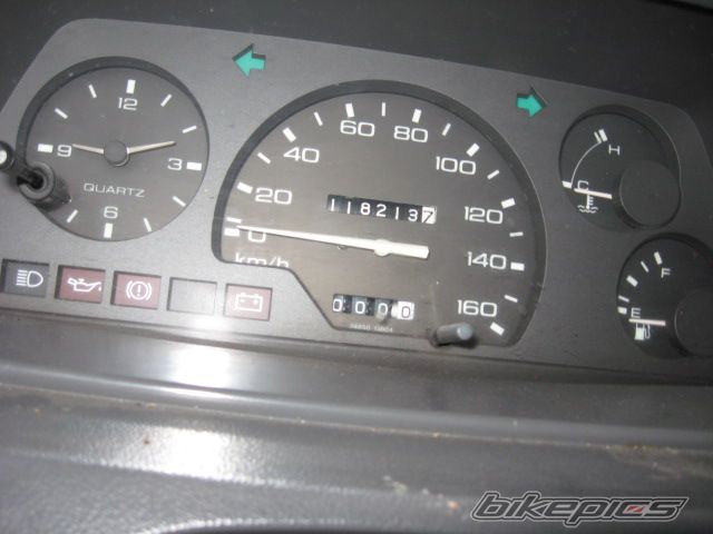 Photo 1629504