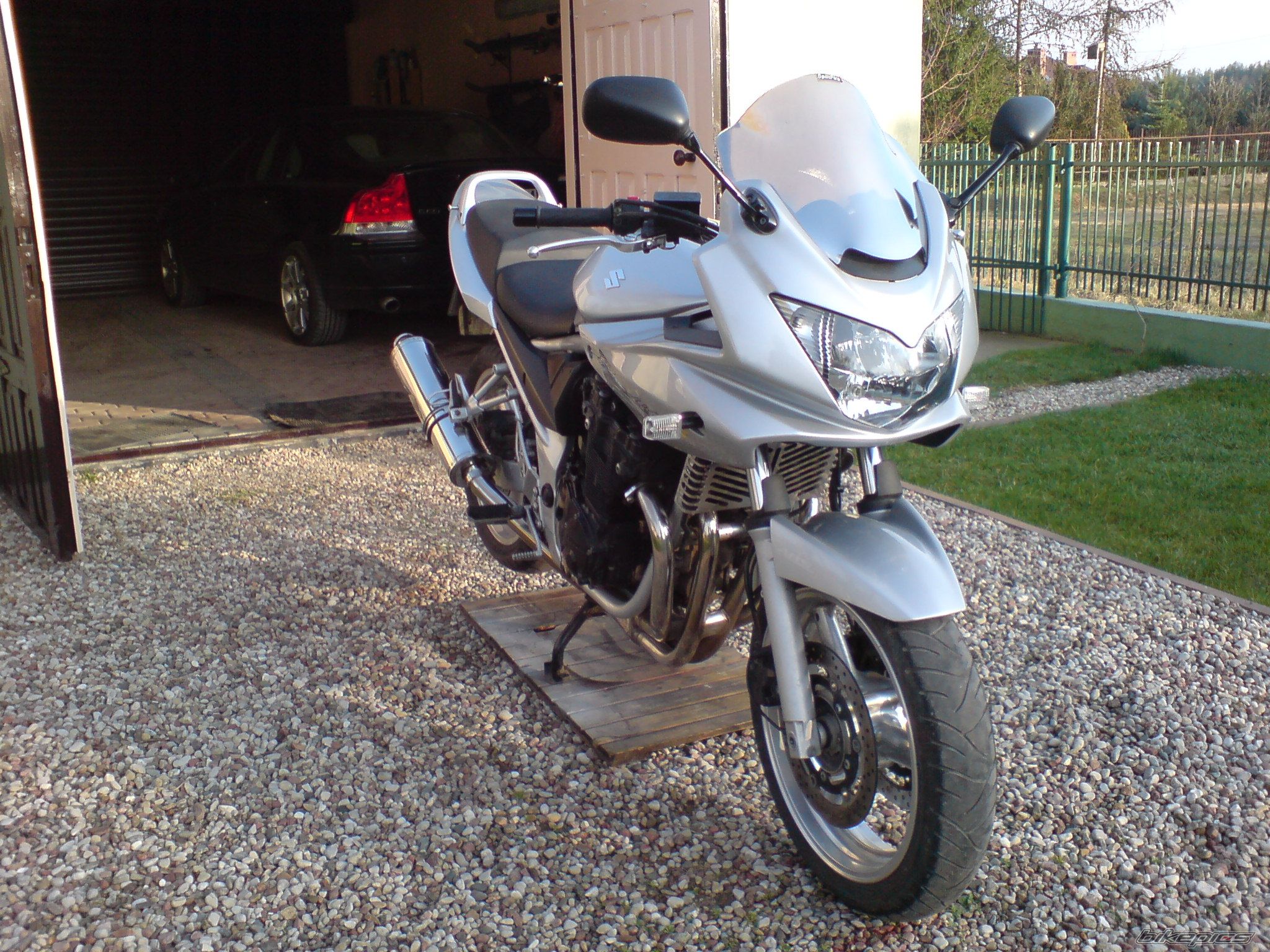 Photo 1629523