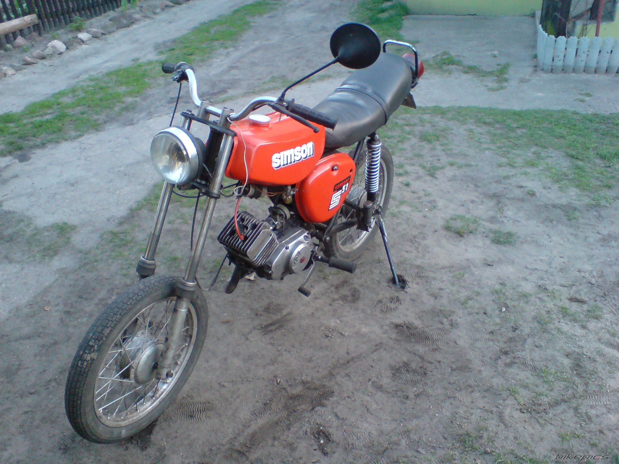 Photo 1629735