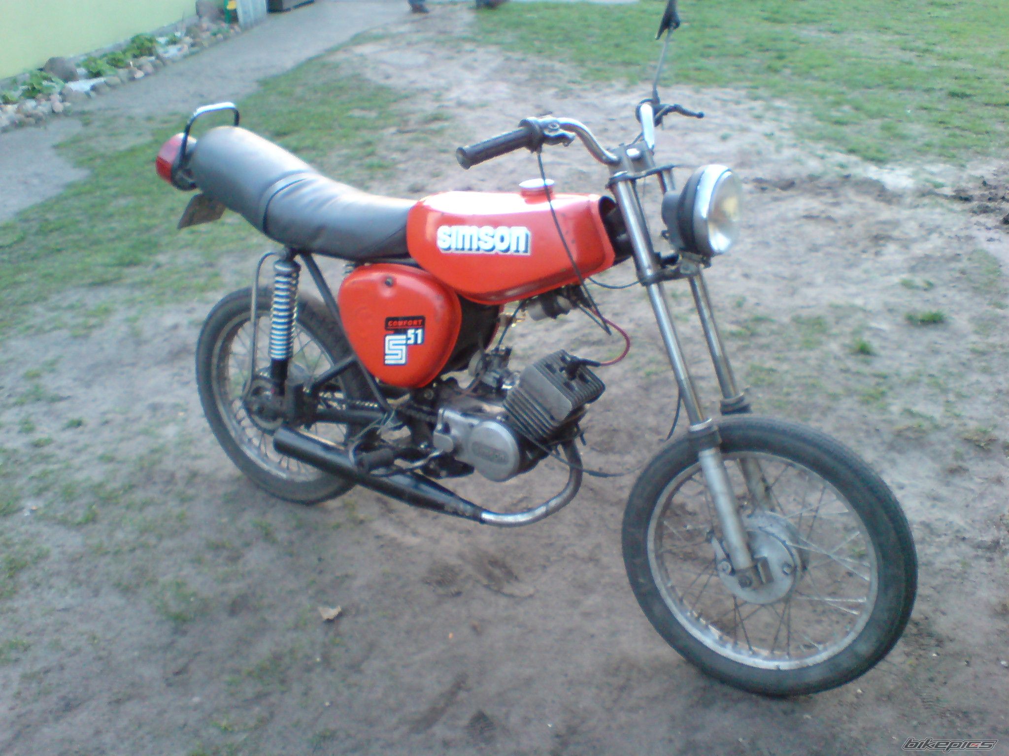 Photo 1629742