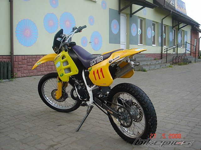 Photo 1629885