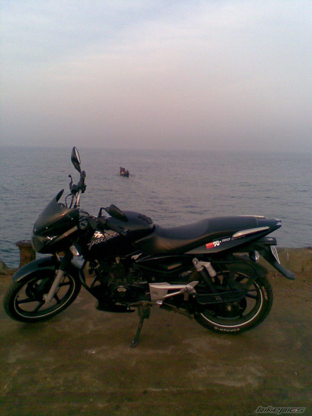 Photo 1630302