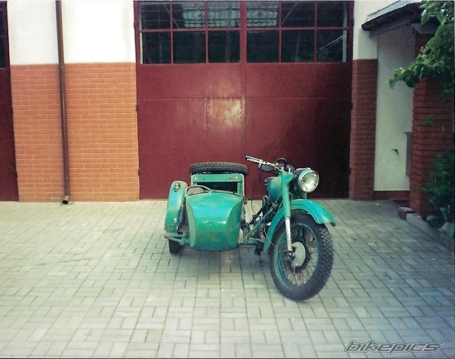 Photo 1630449