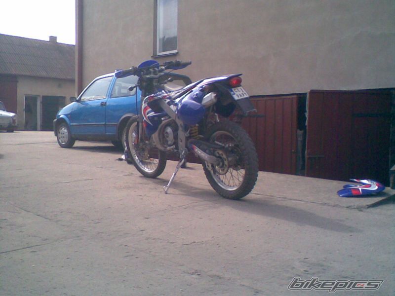 Photo 1630466